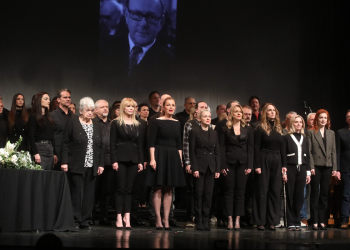 Održana komemoracija Alfiju Kabilju u zagrebačkom Kazalištu Komedija