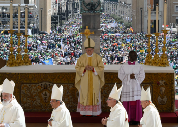 Kakvi problemi čekaju novoizabranog papu?