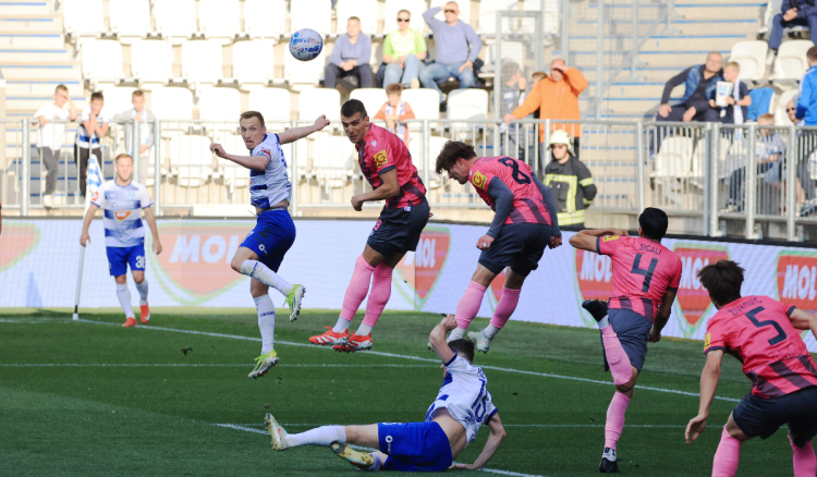 Osijek u zadnjim minutama ostao bez tri boda protiv Lokomotive