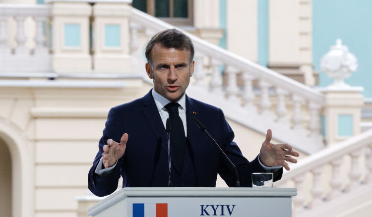 Macron najavio nove sankcije Rusiji ako odbije prekid vatre