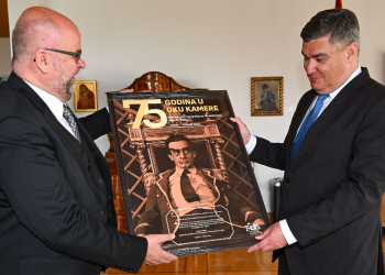 Ansambl Komedije kod Milanovića: ‘Uvjeti na Kaptolu više nisu dostatni’