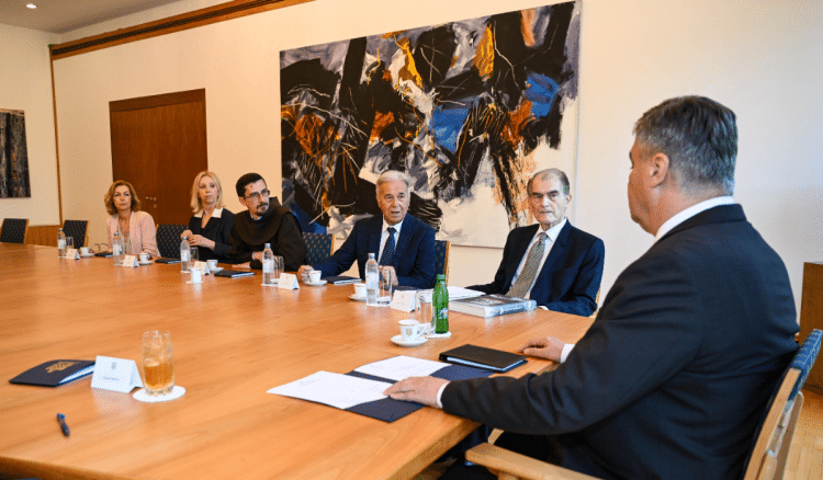 Zoran Milanović primio autore knjige ‘Bijeli put za Novu Bilu i Bosnu Srebrenu