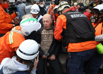 Deseci ljudi ozlijeđeno tijekom mirnog prosvjeda ispred argentinskog Kongresa