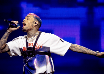 Chris Brown platio jamčevinu od 6,7 milijuna dolara nakon uhićenja zbog nanošenja teških tjelesnih ozljeda