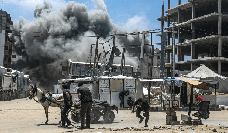 Izrael raketirao školu u Gazi, poginulo najmanje 20 ljudi