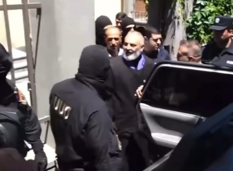 Obračun s Crkvom: U Armeniji uhitili nadbiskupa zbog navodnog pokušaja puča