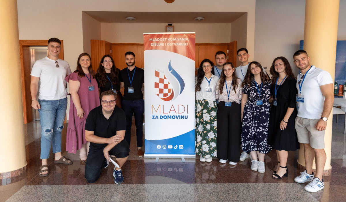 Udruga ‘Mladi za domovinu’ organizirala prvi ‘Merzfest’ povodom 22. obljetnice beatifikacije bl. Ivana Merza Udruga ‘Mladi za domovinu’ organizirala prvi ‘Merzfest’ povodom 22. obljetnice beatifikacije bl. Ivana Merza