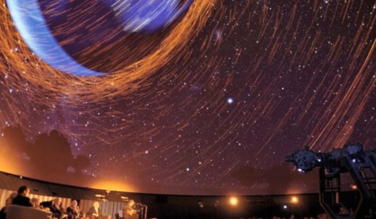 Nevjerojatnih 45 milijuna LED dioda osvjetljava Praški planetarij