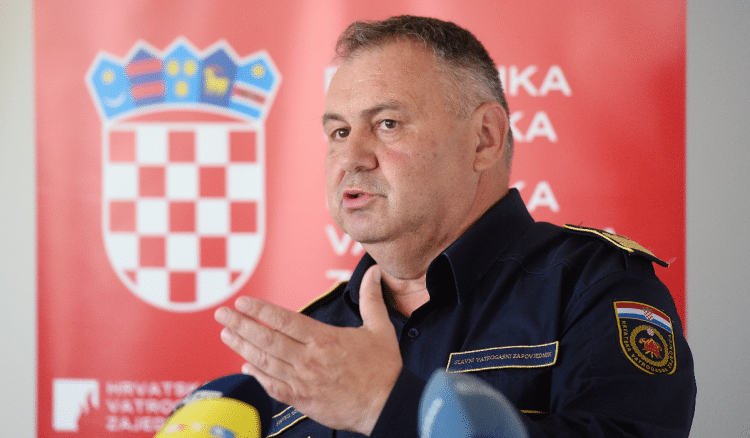 Vatrogasni zapovjednik: ‘Morali smo evakuirati mještane iz naselja Mimice’