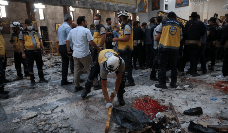 Najmanje 20 osoba poginulo u bombaškom napadu na crkvu u Damasku