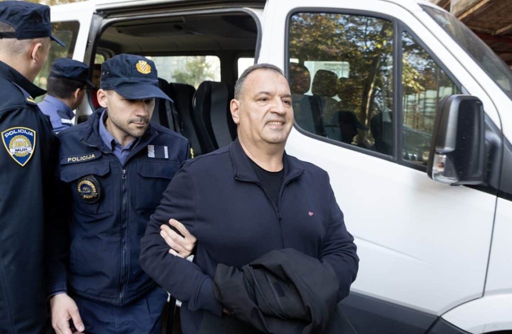 Vili Beroš dolazi na sud iz iszražnog zatvora.