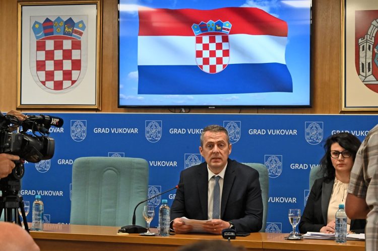 Dogovorom HDZ-a i Hrvatskih suverenista konstituirano Gradsko vijeće Vukovara