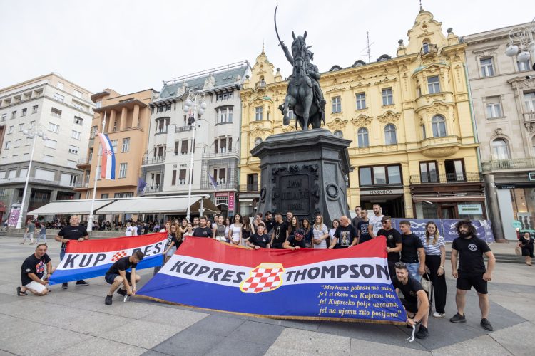 Atmosfera u centru grada uoči koncerta Marka Perkovića Thompsona