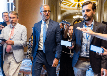 Senat odobrio Trumpov ‘jedan veliki, lijepi zakon’