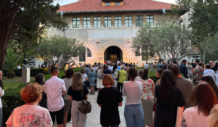 Prapovijesna nekropola Kopila s Korčule predstavljena u Arheološkom muzeju u Splitu