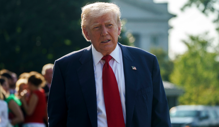 Trump postavio novi rok Rusiji: daje im 10 ili 12 dana, inače će uvesti sankcije