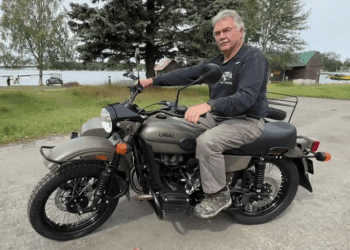 Stanovnik Anchoragea dobio je novi motocikl od ruskog predsjednika Vladimira Putina