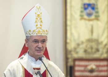 Nadbiskup Kutleša: ‘Bez Boga, zemlja za koju smo se borili samo je prašina koja može pasti u zaborav’