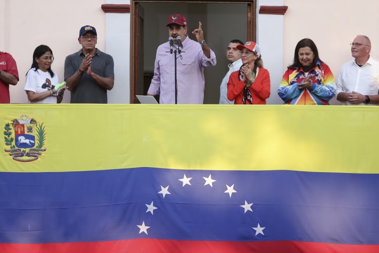 SAD udvostručio nagradu za uhićenje Madura na 50 milijuna dolara