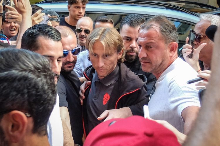Luka Modrić oduševio na debiju za Milan pred 70.000 navijača