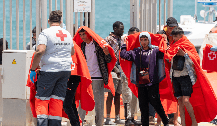 Ilegalne migracije u padu, ali sukobi i panika rastu diljem Europe