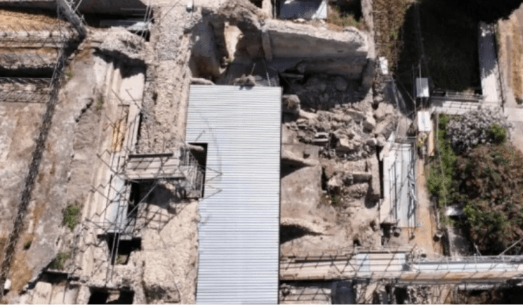 Škotski turist uhvaćen u krađi drevnih artefakata u Pompejima