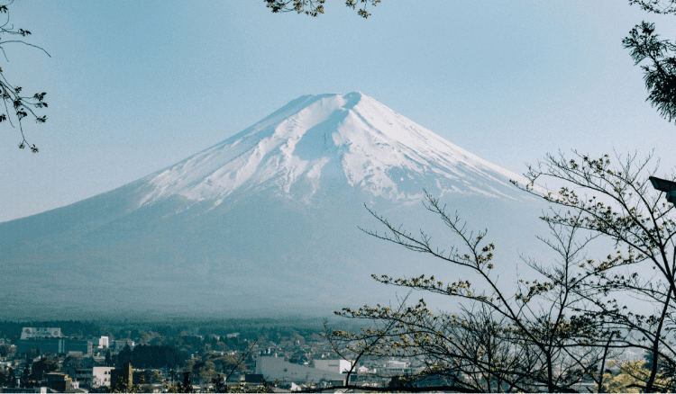 Japanac, star 102 godine, postao najstarija osoba koja se ikad popela na planinu Fuji
