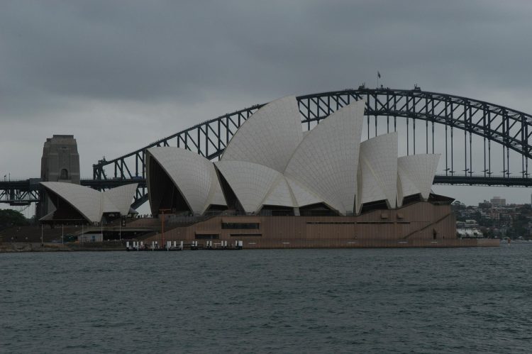 Australiju pogodila snježna oluja – poplave, prekidi struje i kaos u prometu!