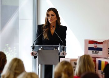 Prijetnja, trabunjanje i istina: Jezični trikovi druga lingvista i legitimitet dvostrukih standarda