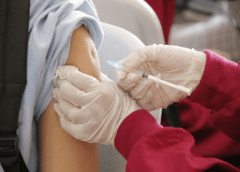 Hrvatska uvodi još dva dodatna docjepljivanja za školsku djecu