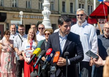 Most bira novog lidera: Grmoja je jedini kandidat