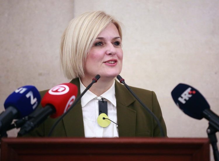 Rinčić: Ne želim se svrstavati ni uz petokraku ni uz ‘Za dom spremni’, zato nisam išla na marš