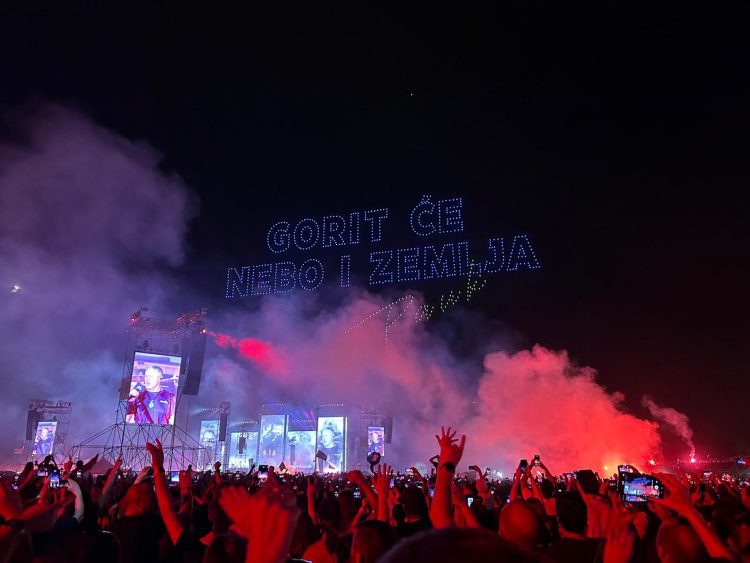 Duhovno buđenje i medijski linč