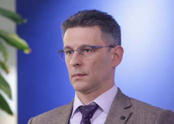 Božo Petrov: Kad se javna molitva tumači kao prijetnja društvo gubi  kompas