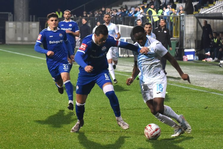 Vratio se HNL: Lokomotiva preokretom pobijedila Vukovar