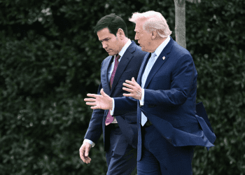 Trump odustao od napada na iransku energetsku infrastrukturu zbog pregovora između SAD-a i Irana