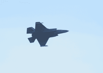 Iran je obezglavljen, no vlast će morati preuzeti goloruki mladići, ginući kako bi slomili režim