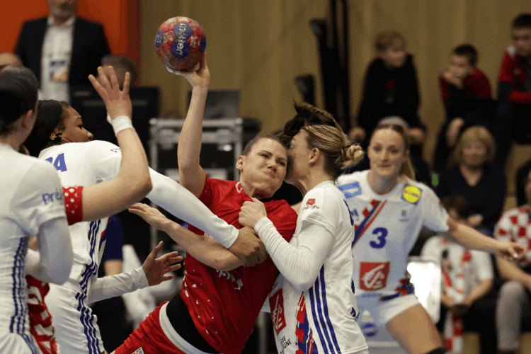 Nova blamaža hrvatskih rukometašica: protiv Francuske izgubile s čak 20 razlike