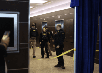 Svijet osuđuje napad na Trumpovoj gala večeri