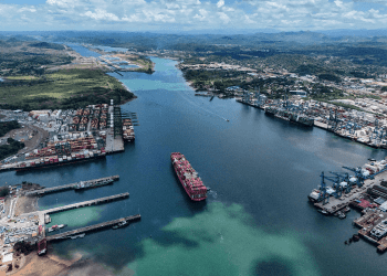 Iran zaplijenio još dva kontejnerska broda