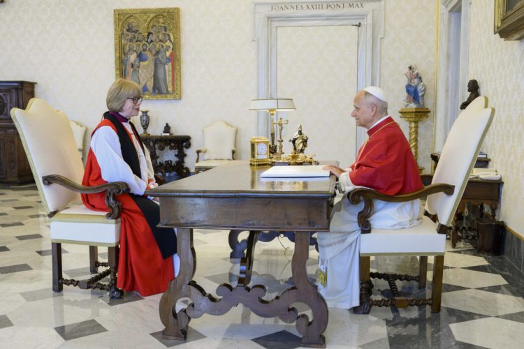 Zagovornica LGBT prava na čelu Anglikanske crkve traži potvrdu od Majke Crkve