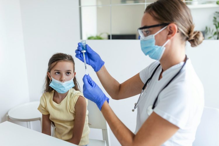 Što učiniti kad savjest roditelja nalaže odbiti cjepivo za dijete?