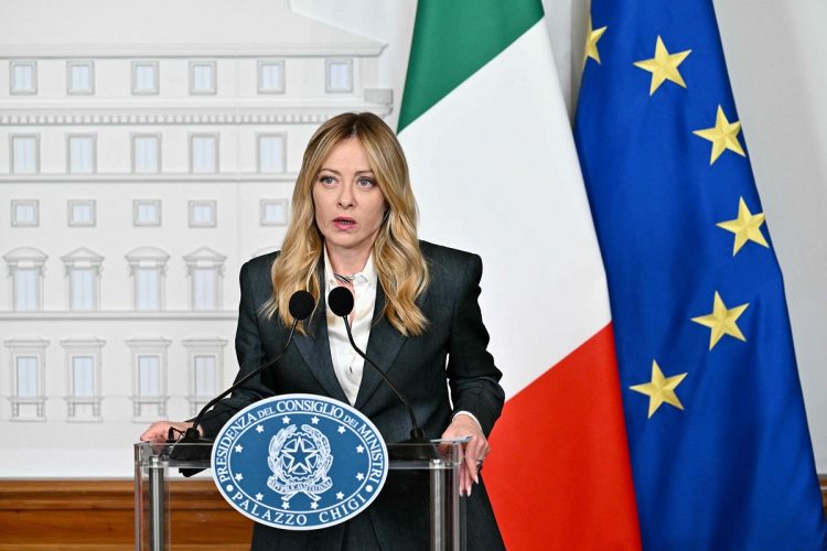 Meloni oštro osudila deepfake AI seksi fotografije sebe same