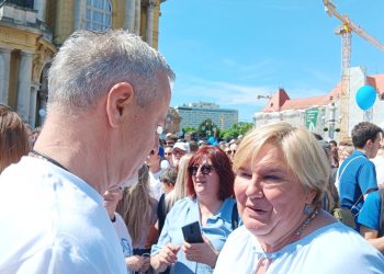 VIDEO: Tisuće na Hodu za život u Zagrebu, među njima i Marko Perković Thompson