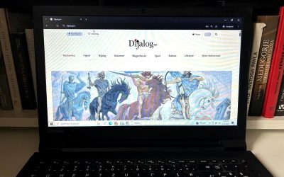 Dijalog.hr na radnom stolu uredništva.