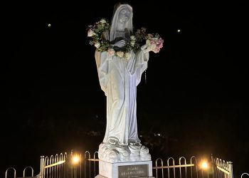 Što više pokušavaju ušutkati Majku, to glasnije odjekuje njezino ime