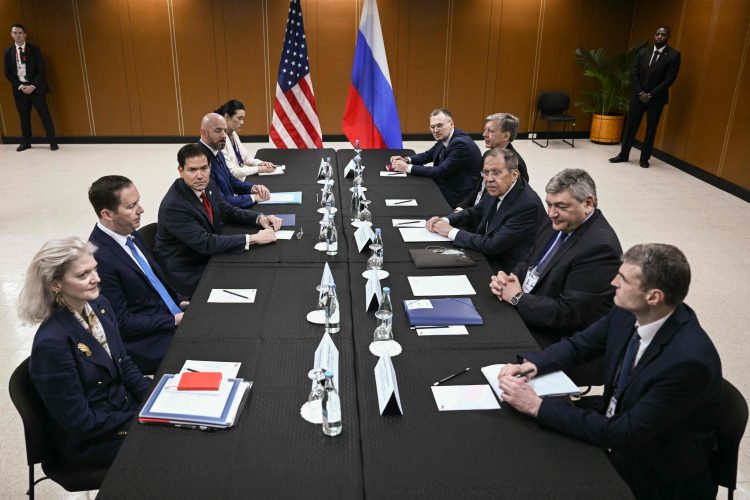 Lavrov upozorio Rubija: slanje oružja Ukrajini neprihvatljivo