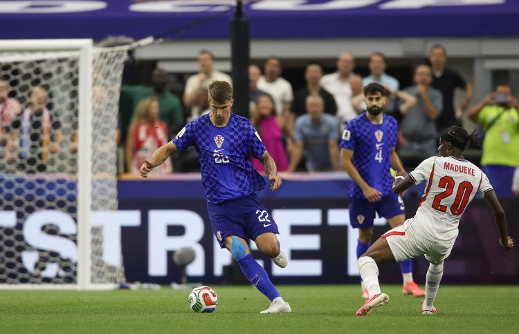 Stepenica više: Vušković službeno preselio u Brighton