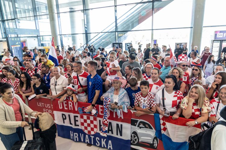 Reprezentacija stigla u Zagreb, hoće li Dalić ostati saznat će se za koji dan
