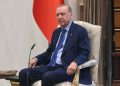 Erdogan za poklone čelnicima NATO-a dao pištolje i kutiju bojevog streljiva